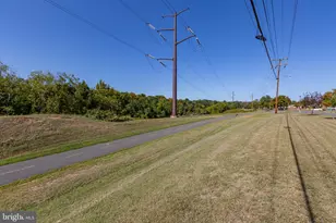460 Riverside Dr, Fredericksburg, VA 22401 - Photo 19