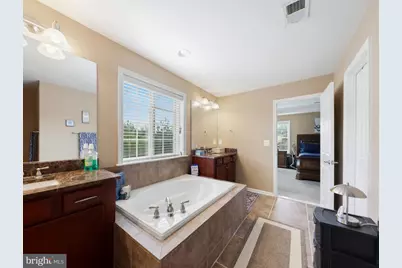 1024 W Kensington Circle, Fredericksburg, VA 22401 - Photo 19