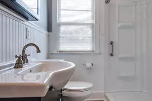823 Moncure St, Fredericksburg, VA 22401 - Photo 13