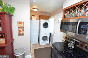 823 Moncure St, Fredericksburg, VA 22401 - Photo 23