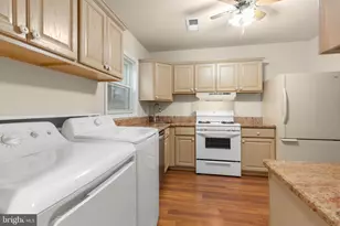 424 Greenbrier Ct., Fredericksburg, VA 22401 - Photo 3