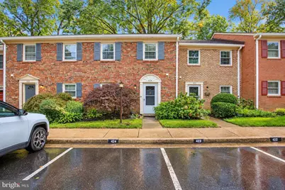 424 Greenbrier Court, Fredericksburg, VA 22401 - Photo 1