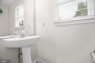 1002 Stafford Ave, Fredericksburg, VA 22401 - Photo 11
