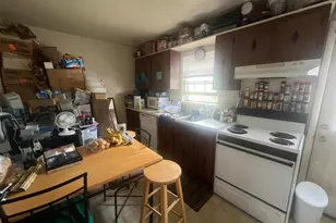 1423 Dandridge St, Fredericksburg, VA 22401 - Photo 5