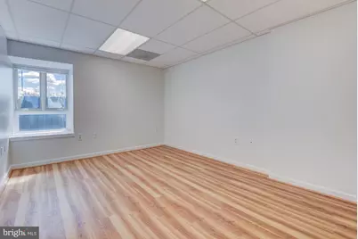 10627 Jones Street #301B, Fairfax, VA 22030 - Photo 15