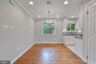 3911 Egan Dr, Fairfax, VA 22030 - Photo 11