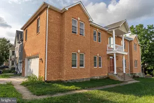 3954 Walnut St, Fairfax, VA 22030 - Photo 1