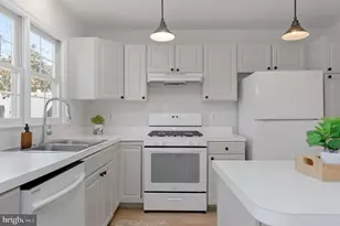 3916 Oak St, Fairfax, VA 22030 - Photo 19