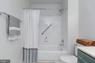 3916 Oak Street, Fairfax, VA 22030 - Photo 37