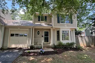 3916 Oak St, Fairfax, VA 22030 - Photo 5