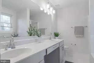 3916 Oak St, Fairfax, VA 22030 - Photo 27