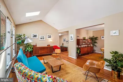 3501 Redwood Court, Fairfax, VA 22030 - Photo 5