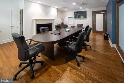 4157 Chain Bridge Road, Fairfax, VA 22030 - Photo 3