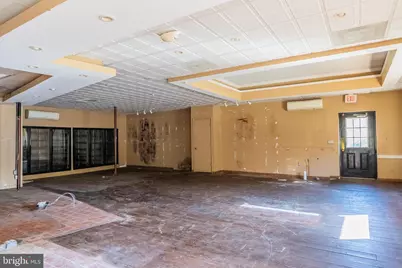 4328 Chain Bridge Road, Fairfax, VA 22030 - Photo 17