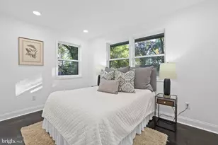 10404 Forest Ave, Fairfax, VA 22030 - Photo 25