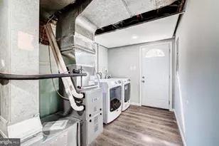 4207 Woodland Dr, Fairfax, VA 22030 - Photo 25