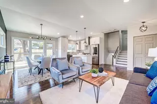 4207 Woodland Dr, Fairfax, VA 22030 - Photo 5