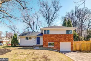 4207 Woodland Dr, Fairfax, VA 22030 - Photo 1