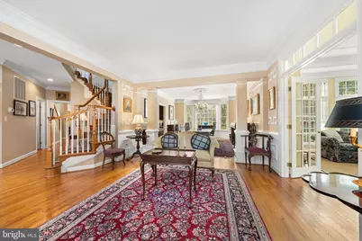 10121 Ratcliffe Manor Drive, Fairfax, VA 22030 - Photo 19