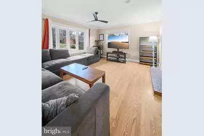 10600 Springmann Drive, Fairfax, VA 22030 - Photo 25