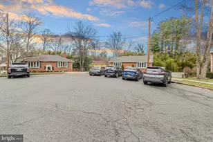 10600 Springmann Dr, Fairfax, VA 22030 - Photo 77