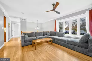 10600 Springmann Dr, Fairfax, VA 22030 - Photo 21