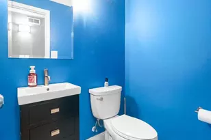 10600 Springmann Dr, Fairfax, VA 22030 - Photo 39