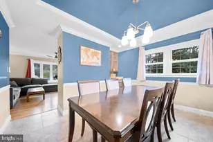 10600 Springmann Dr, Fairfax, VA 22030 - Photo 17