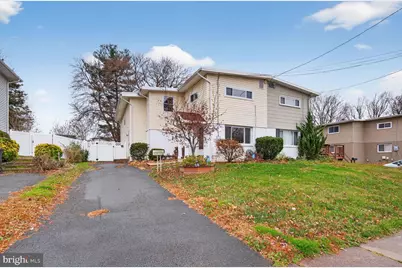 10609 Maple Street, Fairfax, VA 22030 - Photo 1