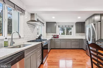 4204 Ardmore Place, Fairfax, VA 22030 - Photo 3