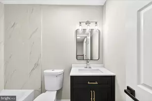 10400 Whitehead St, Fairfax, VA 22030 - Photo 15