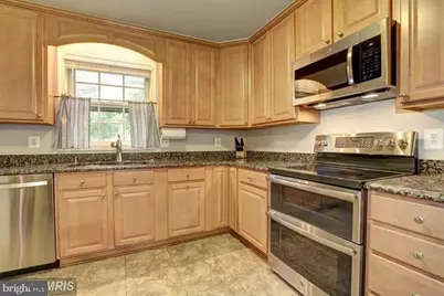 3898 University Drive, Fairfax, VA 22030 - Photo 15