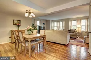 3898 University Dr, Fairfax, VA 22030 - Photo 19