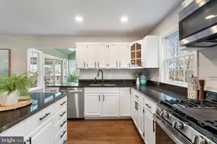 4009 Roberts Rd, Fairfax, VA 22032 - Photo 7