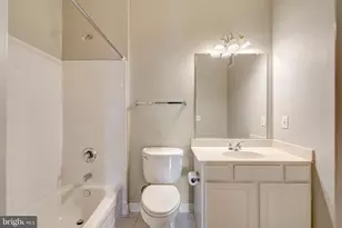 10328 Sager Ave, Fairfax, VA 22030 - Photo 27