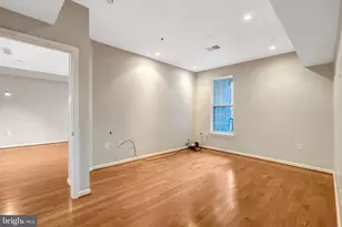 10328 Sager Ave, Fairfax, VA 22030 - Photo 25