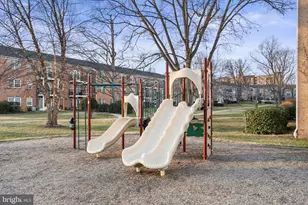 9453 Fairfax Blvd, Fairfax, VA 22031 - Photo 21