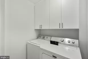 10505 Captain John Smith Ct, Fairfax, VA 22030 - Photo 23