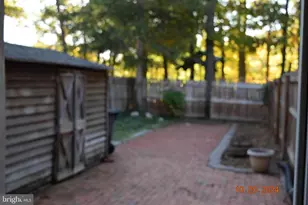 10027 # 322 Fair Woods Dr, Fairfax, VA 22030 - Photo 5