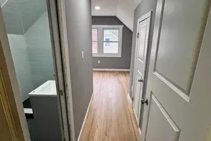 4023 Woodland Dr, Fairfax, VA 22030 - Photo 11