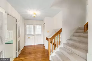 3209 Armory Ct, Fairfax, VA 22030 - Photo 5