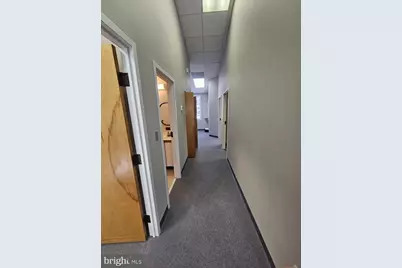 3927 Blenheim Boulevard #102A, Fairfax, VA 22030 - Photo 9