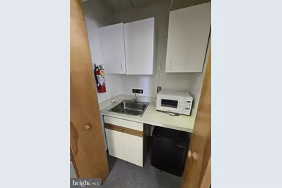 3927 Blenheim Boulevard #102A, Fairfax, VA 22030 - Photo 5