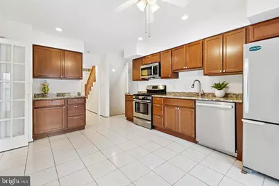 9896 Cardinal, Fairfax, VA 22030 - Photo 11