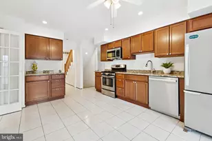 9896 Cardinal, Fairfax, VA 22030 - Photo 11