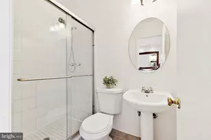 9896 Cardinal, Fairfax, VA 22030 - Photo 21