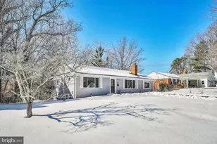 3629 Parklane Rd, Fairfax, VA 22030 - Photo 3