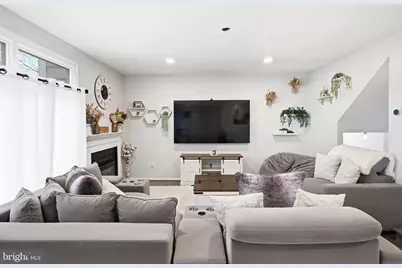 9622 Ridge Avenue, Fairfax, VA 22030 - Photo 5