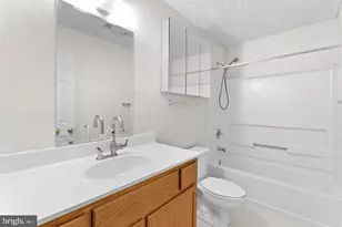 3709 Howsen Ave, Fairfax, VA 22030 - Photo 19