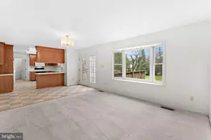 3709 Howsen Ave, Fairfax, VA 22030 - Photo 9